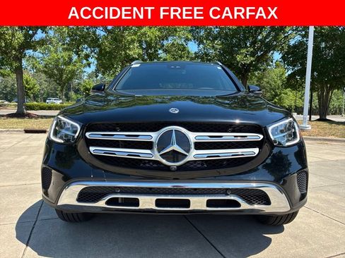 Used 2022 Mercedes-Benz GLC 300 image 2