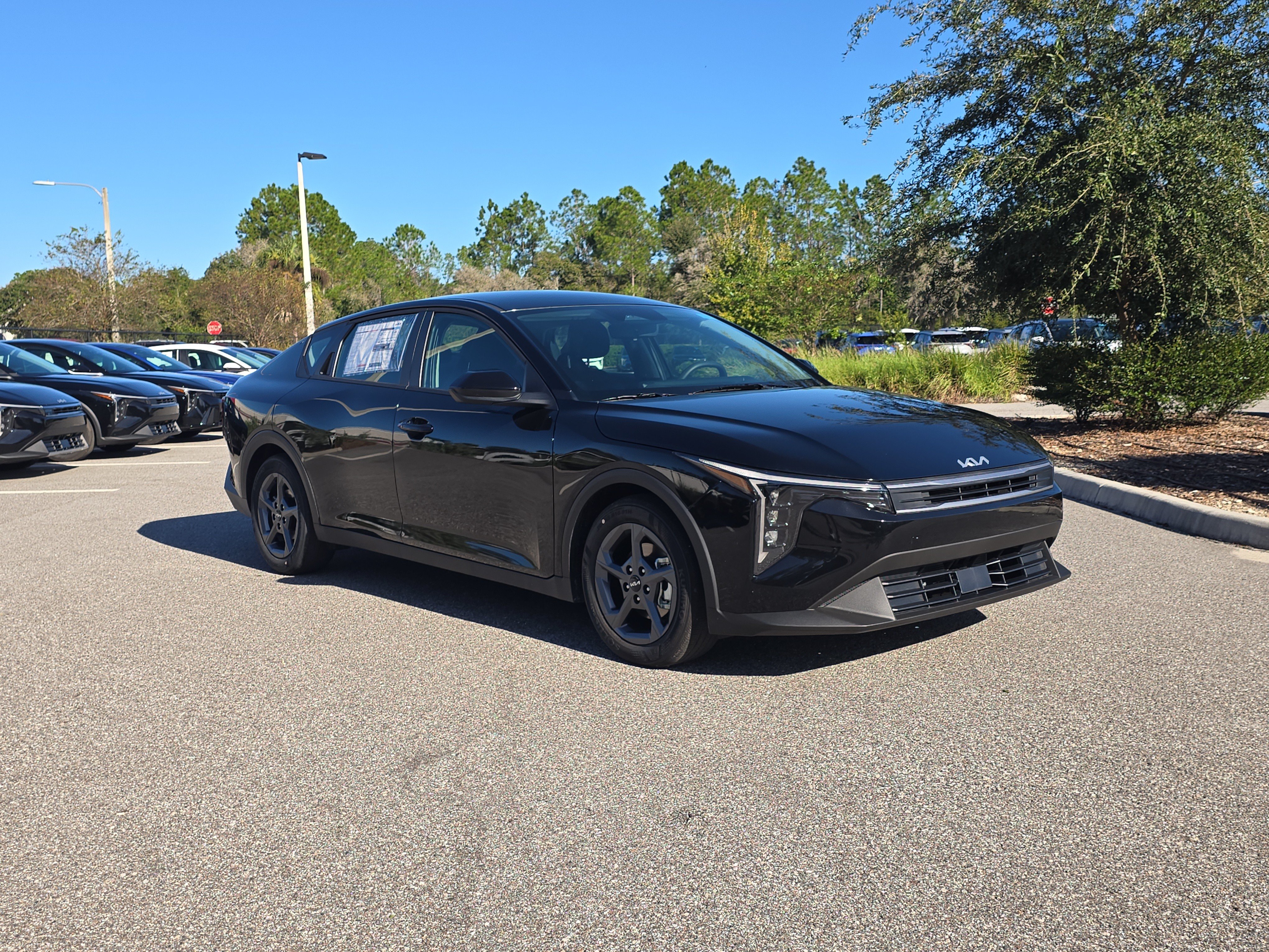 New 2027 Kia K4 FWD image 2