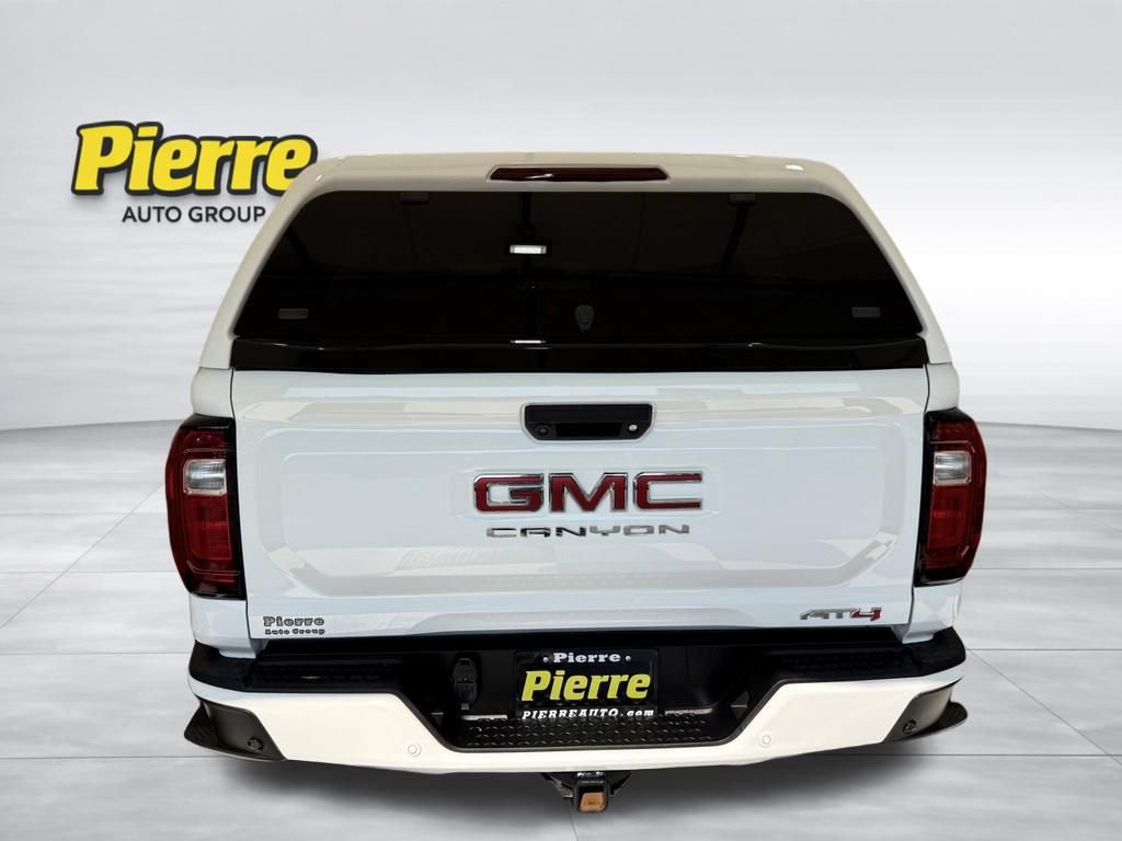 Used 2024 GMC Canyon AT4 w/ Technology Package AWD/4WD image 3