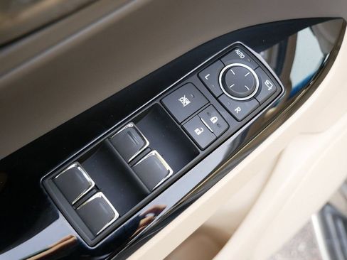 Certified 2021 Lexus LX 570 4WD w/ Luxury Package image 15