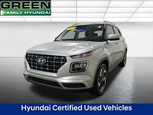 Certified 2025 Hyundai Venue SEL FWD image 1