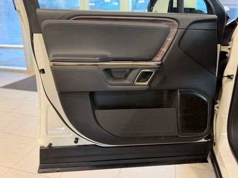 Used 2022 Rivian R1T Launch Edition AWD/4WD image 18