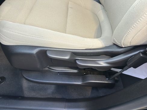 Certified 2023 Chevrolet Traverse LS w/ LPO, Floor Liner Package AWD/4WD image 15