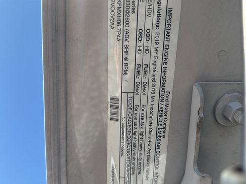 Used 2019 Ford F450 XL w/ XL Value Package image 44