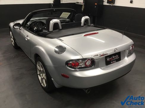 Used 2006 MAZDA MX-5 Miata Touring image 7