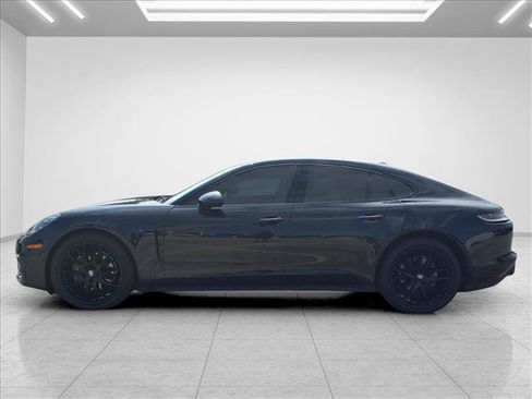 Used 2022 Porsche Panamera 4 Platinum Edition AWD/4WD image 6