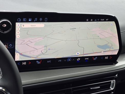 New 2026 Chevrolet Traverse LT image 5