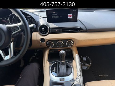 Used 2024 MAZDA MX-5 Miata RF Grand Touring w/ Weather Package RWD image 18