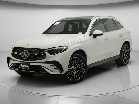 Certified 2024 Mercedes-Benz GLC 300 4MATIC image 3