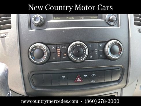 Used 2016 Mercedes-Benz Sprinter 2500 image 15