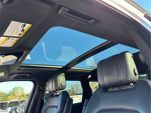 Used 2019 Land Rover Range Rover Sport HSE AWD/4WD image 40