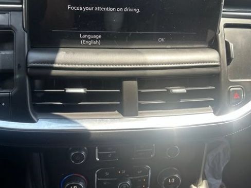 Used 2021 Chevrolet Tahoe Z71 AWD/4WD image 11