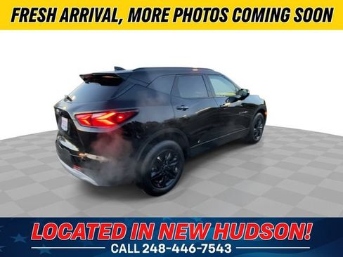 Used 2020 Chevrolet Blazer LT FWD image 2