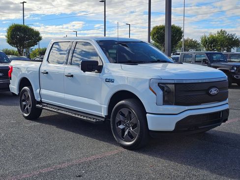 Certified 2024 Ford F150 Lightning XLT AWD/4WD image 3