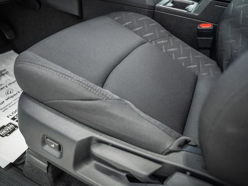 New 2026 Toyota Tacoma SR5 image 33