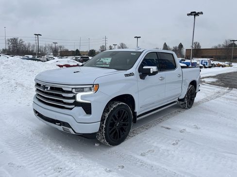 New 2026 Chevrolet Silverado 1500 High Country image 3