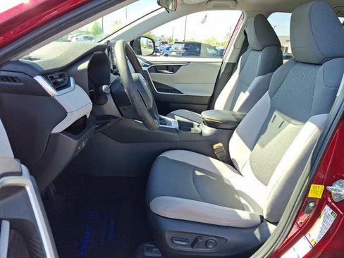 Used 2020 Toyota RAV4 XLE w/ All Weather Liner Package AWD/4WD image 14