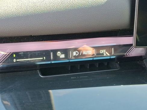 Used 2025 BMW 540i xDrive 540i xDrive image 33