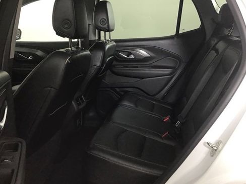 Used 2020 GMC Terrain SLT image 13