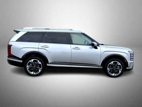 Certified 2026 Hyundai Palisade Limited AWD/4WD image 4
