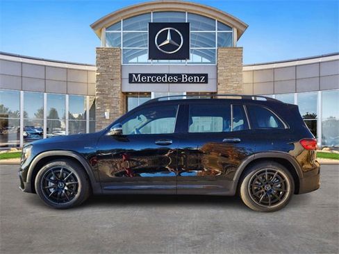 New 2025 Mercedes-Benz GLB 35 AMG 4MATIC image 2