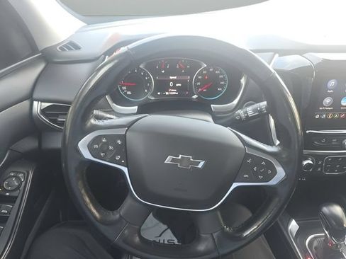 Used 2021 Chevrolet Traverse RS AWD/4WD image 16