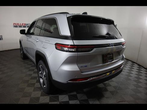 New 2024 Jeep Grand Cherokee Limited 4xe w/ Luxury Tech Group II AWD/4WD image 5