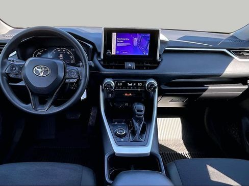 Used 2024 Toyota RAV4 LE AWD/4WD image 15
