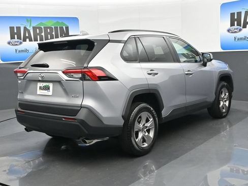 Used 2025 Toyota RAV4 XLE FWD image 5