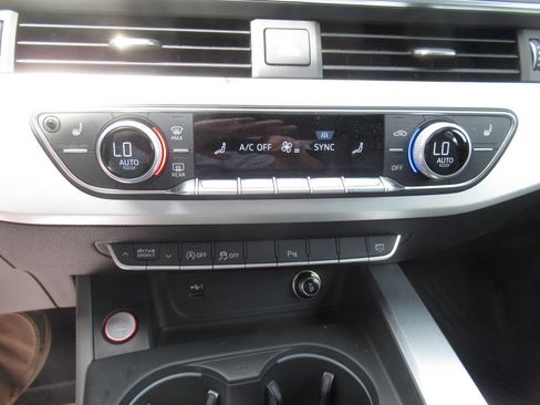 Used 2018 Audi S4 Prestige AWD/4WD image 26