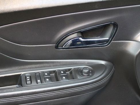 Used 2020 Buick Encore Preferred w/ Safety Package FWD image 16