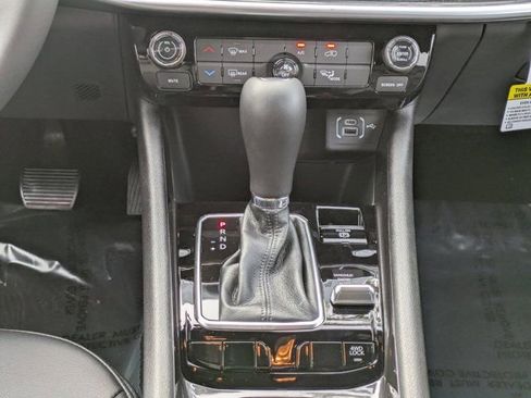 New 2026 Jeep Compass Latitude AWD/4WD image 17
