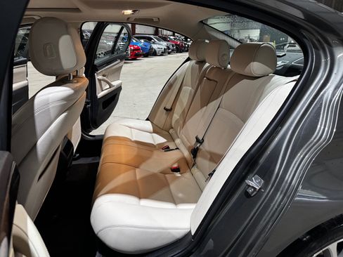 Used 2014 BMW 528i Sedan image 18