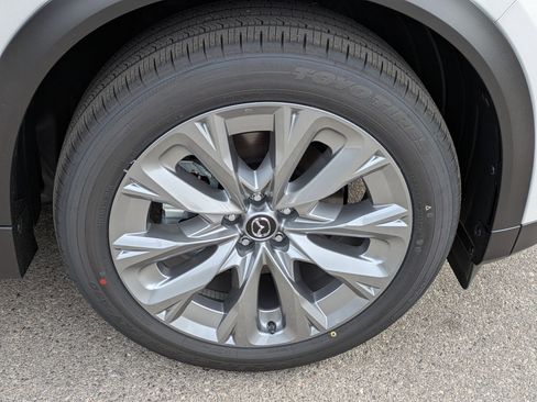 New 2026 MAZDA CX-90 3.3 Turbo w/ Preferred Package AWD/4WD image 11