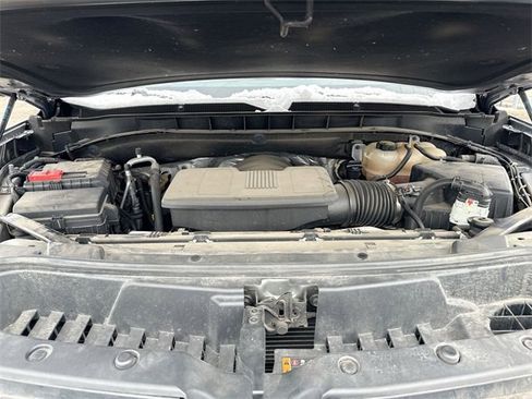 Used 2022 Chevrolet Tahoe Z71 w/ Luxury Package image 27