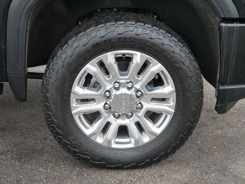 Used 2021 GMC Sierra 3500 Denali w/ Denali Ultimate Package image 9