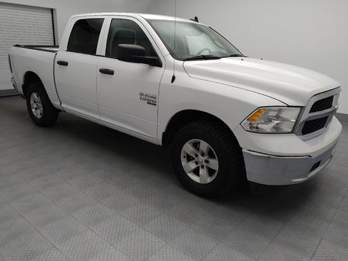 Used 2023 RAM 1500 Classic SLT w/ Electronics Group AWD/4WD image 11