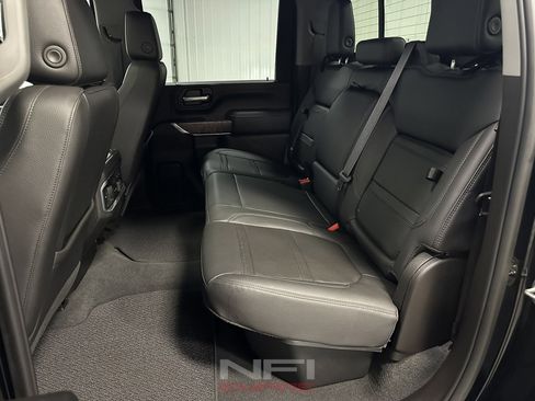 Used 2021 GMC Sierra 3500 Denali w/ Denali Ultimate Package image 47