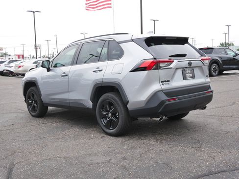Used 2025 Toyota RAV4 XLE w/ Convenience Package AWD/4WD image 3