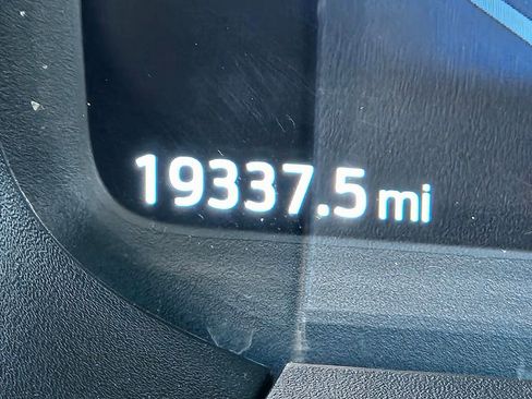 Used 2025 Ford Explorer ST image 25