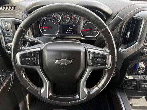 Used 2022 Chevrolet Silverado 1500 LT Trail Boss w/ Convenience Package II AWD/4WD image 25