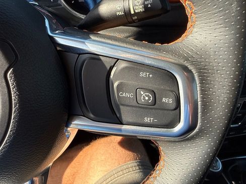 Used 2022 Jeep Gladiator Mojave w/ LED Lighting Group AWD/4WD image 27