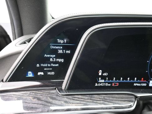 Used 2021 Cadillac Escalade Premium Luxury w/ Driver Assist Tech Package AWD/4WD image 19