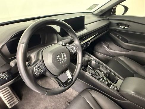 Used 2025 Honda Accord Sport image 15