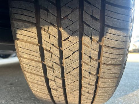 Used 2023 Lexus RZ 450e Premium image 62