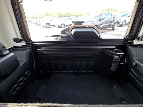 New 2026 Jeep Wrangler Unlimited Sport image 14