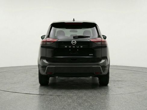 Used 2025 Nissan Rogue SV image 7