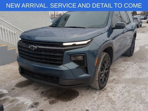 Certified 2024 Chevrolet Traverse LT w/ Midnight/Sport Edition image 1