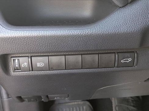 Used 2023 Toyota RAV4 XLE w/ Convenience Package FWD image 13
