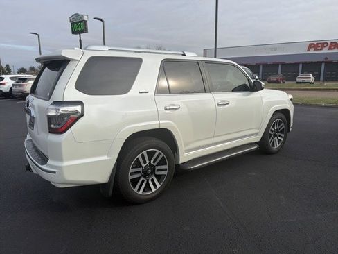 Used 2016 Toyota 4Runner Limited image 16